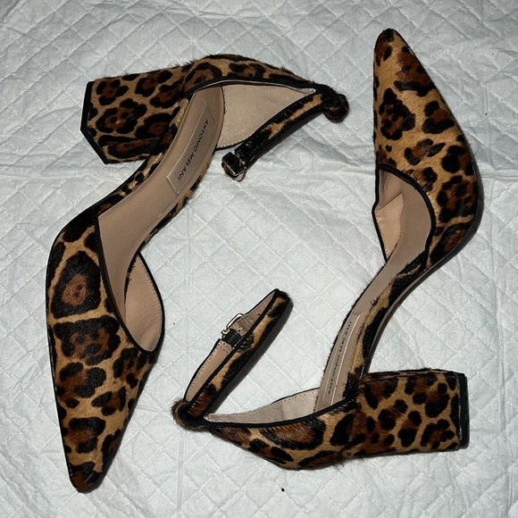 Antonio Melani animal print calf hair pointed toe block heel ankle strap shoes 8 - Picture 4 of 10